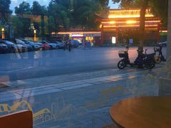 -东南饼庄(苏圃路店)