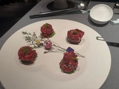 -左庭右院鲜牛肉火锅黑金店(陆家嘴中心店)