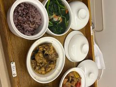-雪梅月子中心(华侨城店)