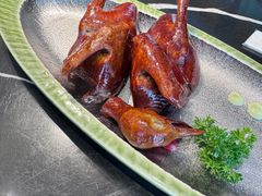 柚子酱烧玻璃中鸽-粤·向群饭店(二沙岛店)