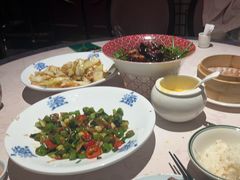 -维园悦谱·海派家常菜(乌鲁木齐南路店)