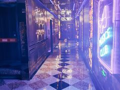 -好乐迪(张扬路八佰伴店)