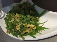 虾酱蛋炒兰豆-旺顺阁鱼头泡饼(小红门店)