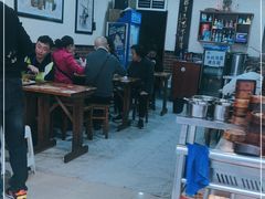 大堂-朱大嘴肥肠血旺(福字街店)