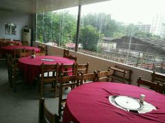 靠窗位-邹记·美食(斗门店)