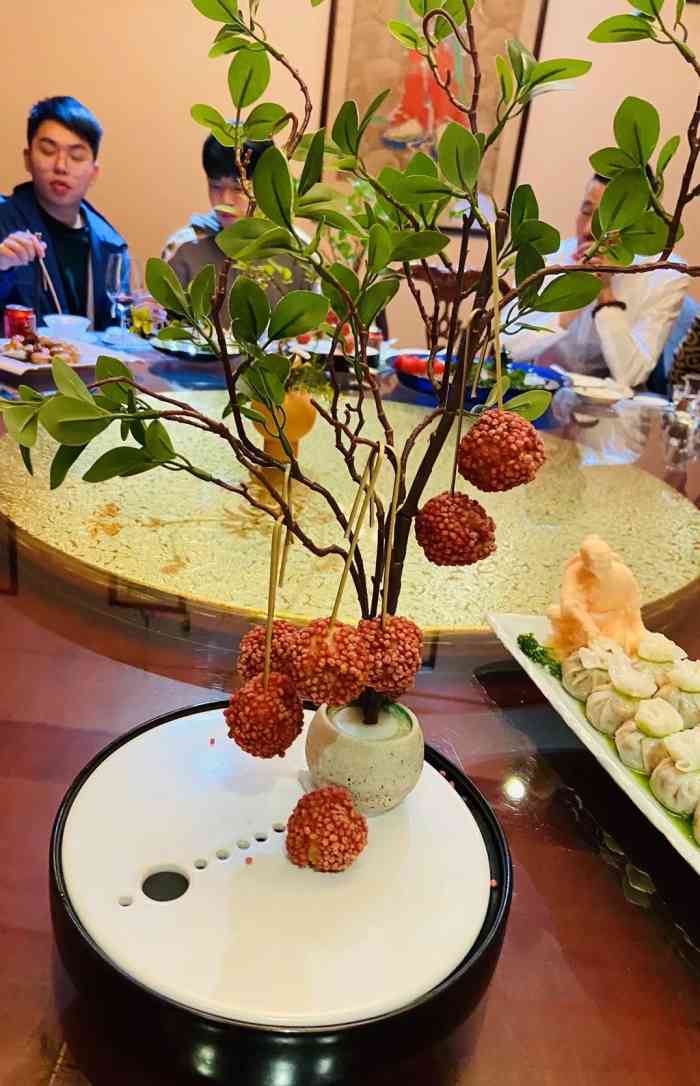 秋萍茶宴(东大名路店)-"感觉很隐蔽的一家店,茶文化贯穿店内装饰和.