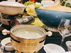 -半岛翡丽海鲜自助餐厅(观风亭店)