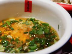 这个油碟不辣-黄家码头老火锅(解放碑旗舰店)