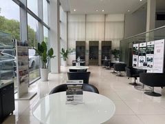 -上海伟杰·捷豹路虎4S店(闵行店)