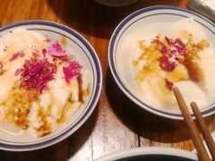 -云阿蛮云南生烫牛肉米线(奉贤路店)