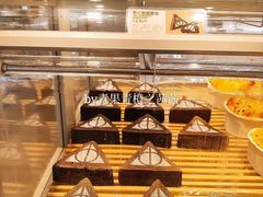 -好利来(鞍山站前店)