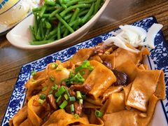 -壹阁胡羊焖饼(特色小吃街店)