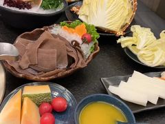 -湊湊火锅·茶憩(打浦桥日月光店)