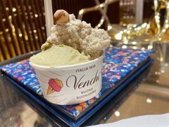 -VENCHI 闻绮(上海佛罗伦萨小镇店)