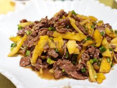 菠萝牛肉-柠静私家菜(石板巷店)