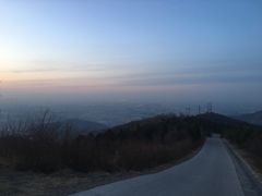 -鬼笑石后山停车场