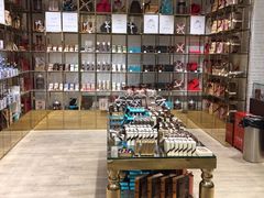 -VENCHI 闻绮(北京国贸商城店)