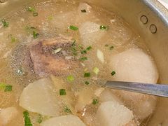 萝卜筒子骨汤-彭耕记猪油炒小菜(吉联mall店)