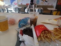 -麦当劳(杨林得来速店)