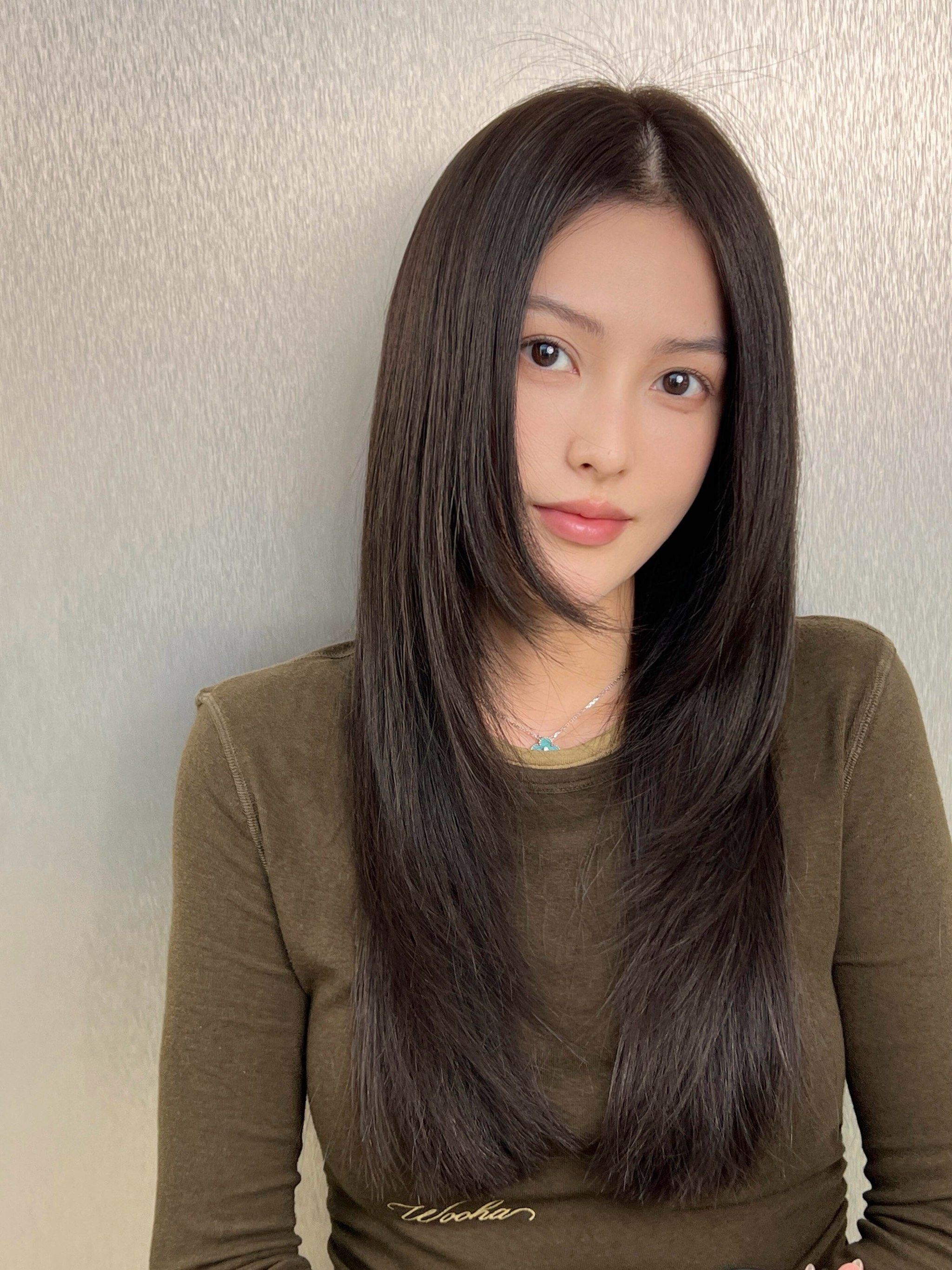 中分直发的简约风