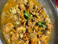 螃蟹焖鸡-园林美食城·本土农家菜(杨和镇店)