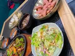 -臻牛烤肉