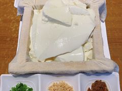 -95号酱骨·一块豆腐(展春园西路店)