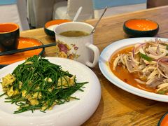 -乡村馕坑肉·烧烤·新疆菜·本地人更爱吃(阿勒泰首店)