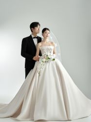 -蒙娜丽莎婚纱摄影(爱城总店)