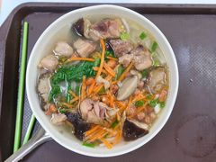 香菇鸡米粉-北京大学-学五食堂