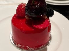 红丝绒小姐-羿庭(外滩华尔道夫酒店)