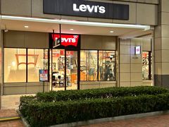 -首创奥特莱斯(昆山店)