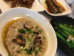 剁肉饼蒸咸鱼-粤·向群饭店(龙津东路总店)