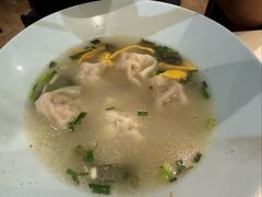 鸡汁小馄饨-光明邨大酒家(淮海路店)