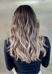 -Z.X HAIR SALON张新美业