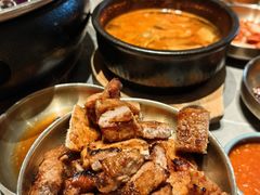 -草家酱蟹炭火烤肉店(珲春南路一店)
