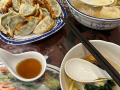 -长人馄饨铺(解放街店)