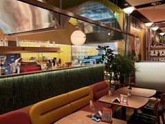 -芭莉与彩虹西餐厅(成都合生汇店)