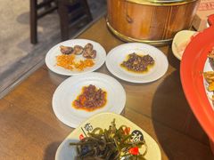 -富正毅三下锅·湘西韵味(天门山索道店)