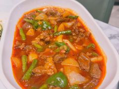 羊腿肉时蔬焖饼子-丝路有约·西域美食