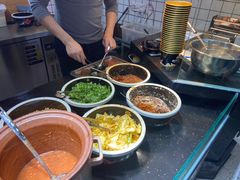 -八一路好吃街(雨田商务大厦店)