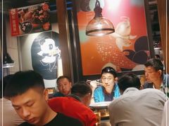 大堂-辣尚瘾·烤鱼·新川菜(交大直营店)