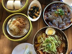 -圣河湾虾饺美食(站前店)