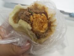 咸蛋黄超人包-老陶包子铺(南大西南村店)