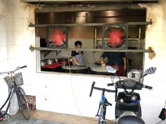 -小龙大肉面馆