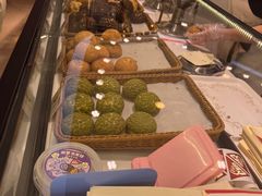 酥皮香草泡芙-西树泡芙(蓝色港湾店)