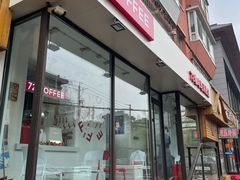 门面-72 COFFEE(东朝阳路店)
