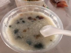 鸡丝皮蛋粥-味一早餐(新芝路店)