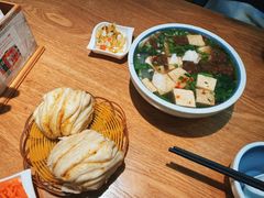 -金莹丸子汤清真(朝外SOHO店)