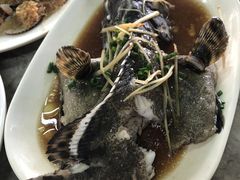 -四川小胡子海鲜(丁村万人海鲜广场店)